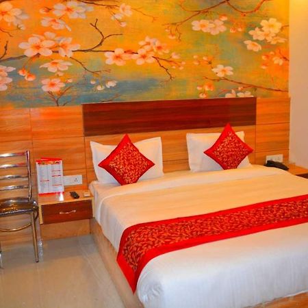 Hotel O Alpha Stay New Delhi Eksteriør billede