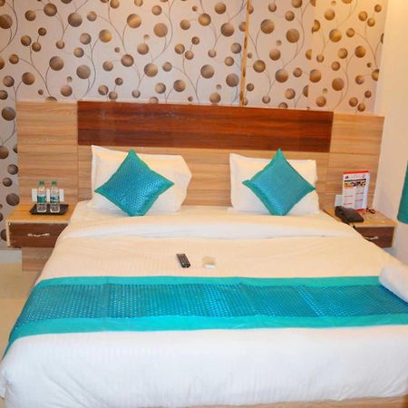 Hotel O Alpha Stay New Delhi Eksteriør billede