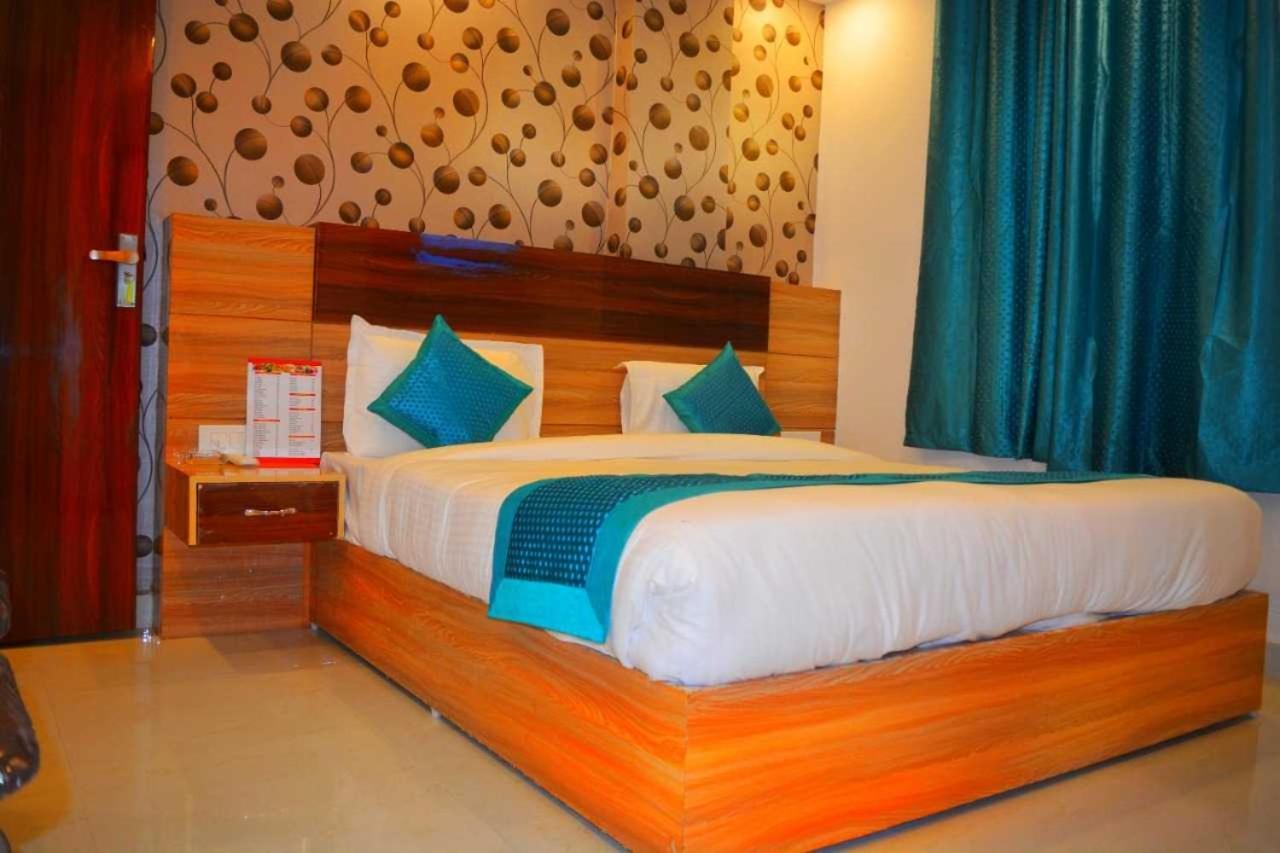 Hotel O Alpha Stay New Delhi Eksteriør billede